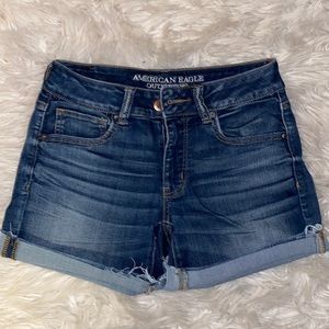 American Eagle size 6 midi jean shorts